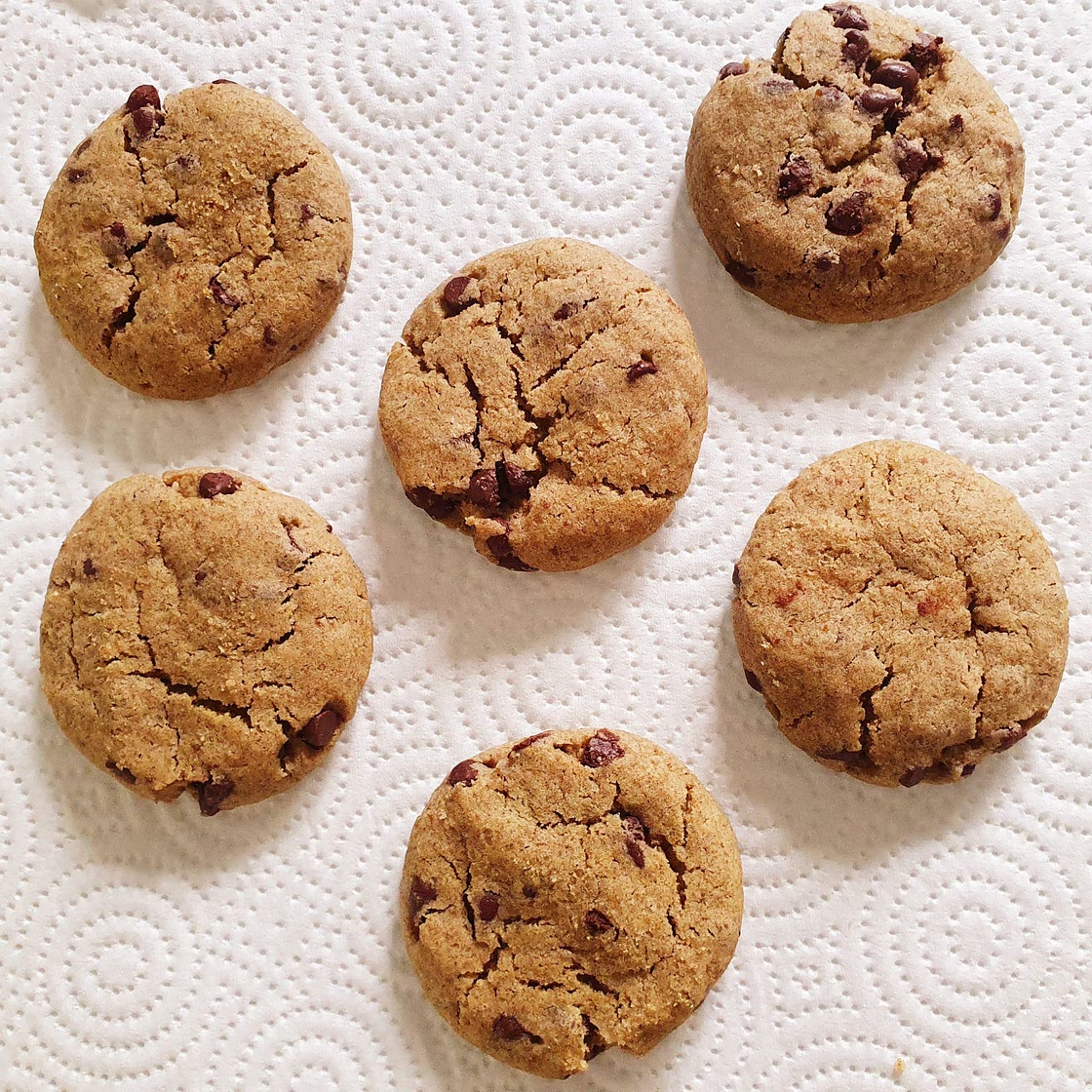 Chewy Vegan Mint Chocolate Chip Cookies