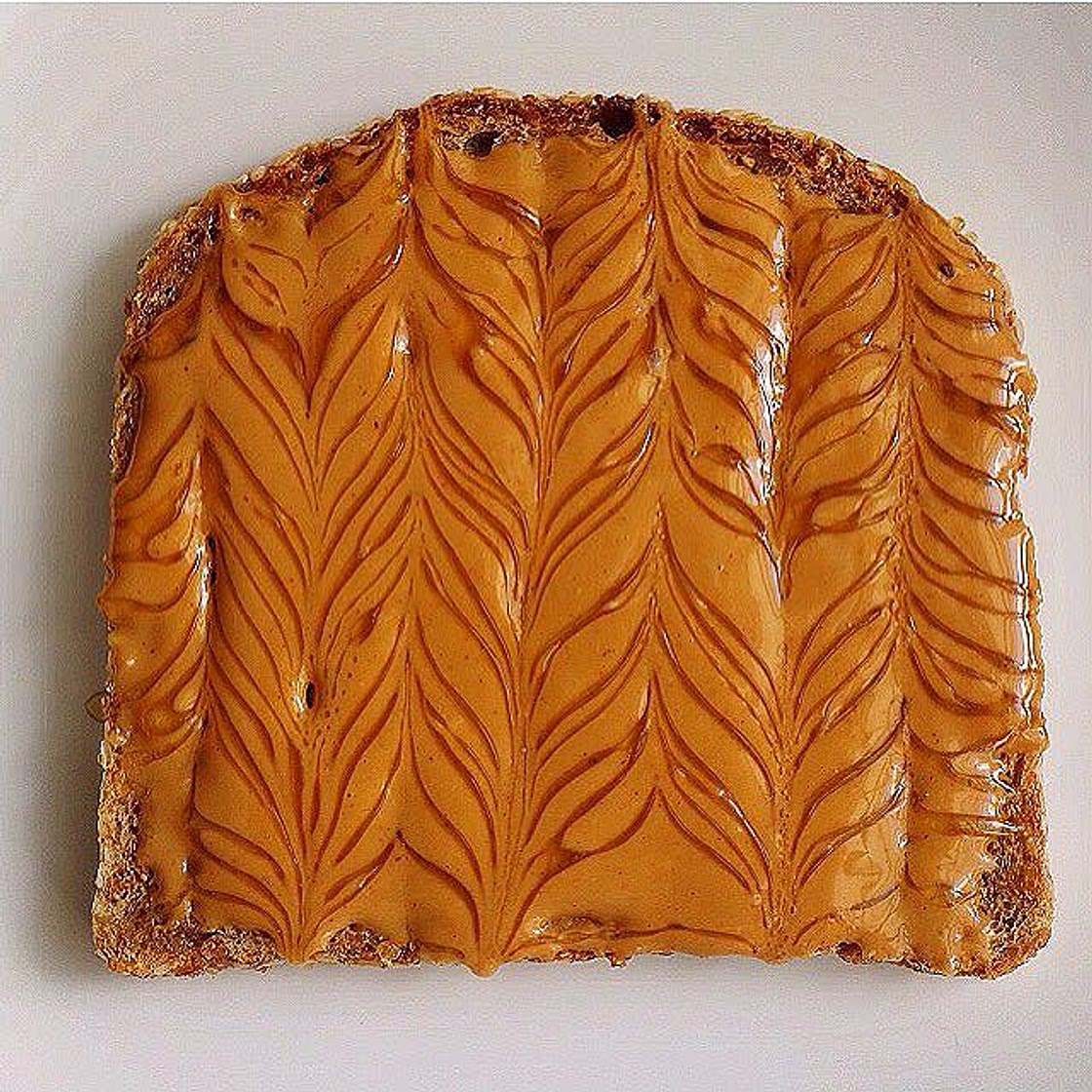 Toast with peanutbutter