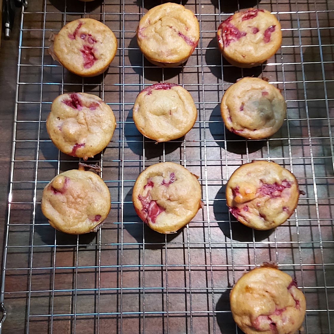 Raspberry & Banana Oatmeal Muffins