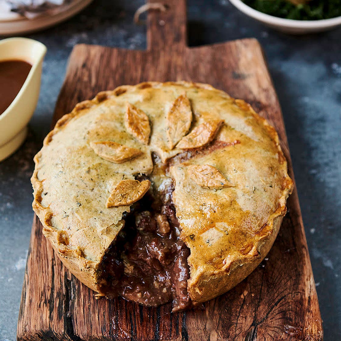 Steak and Stilton pie