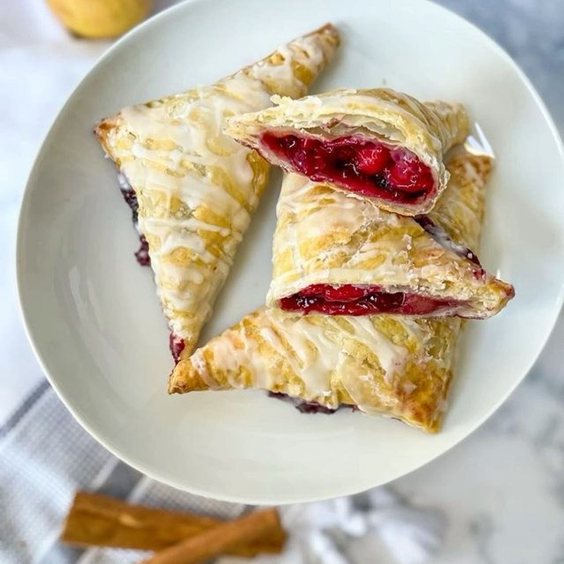 Apple berries turnover