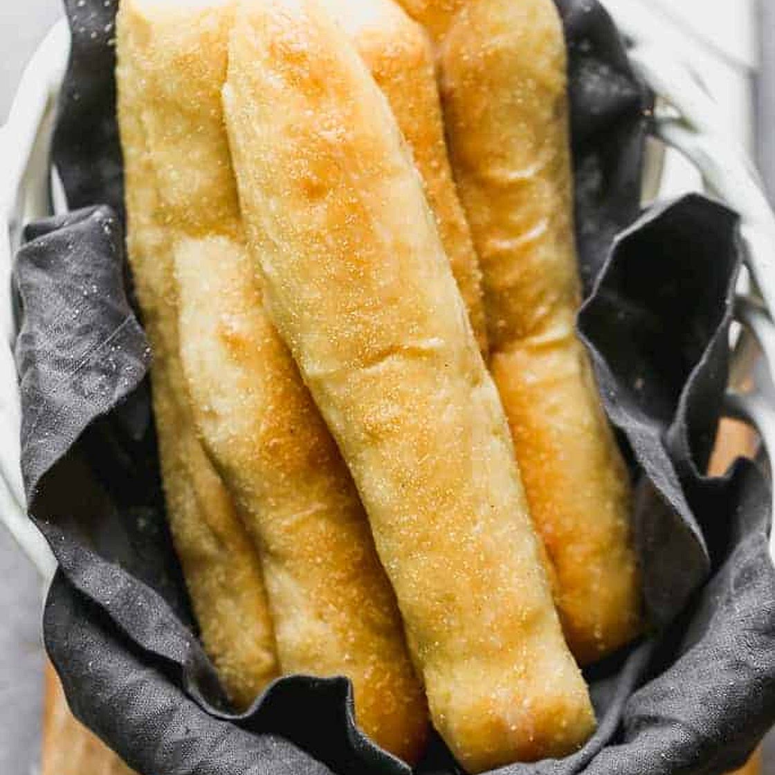 Easy Homemade Breadsticks