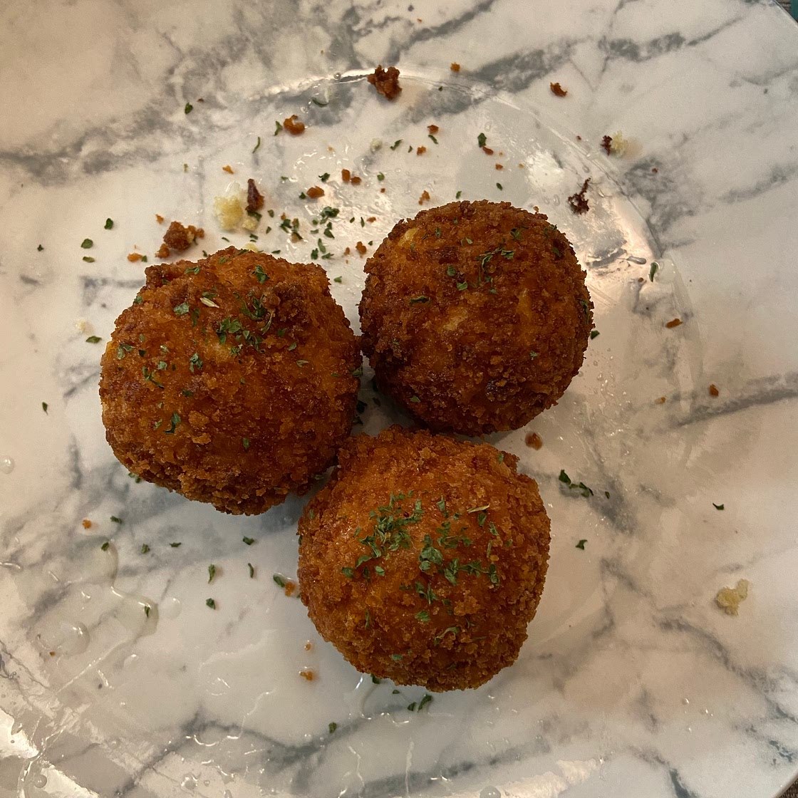 Fried Mac and Cheese Balls