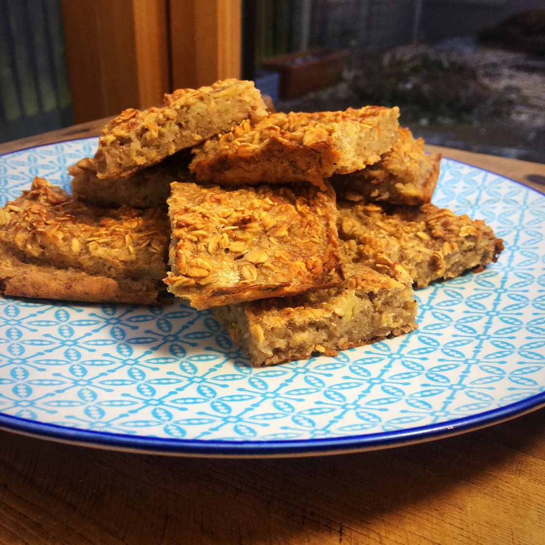Slimming world friendly banana flapjacks