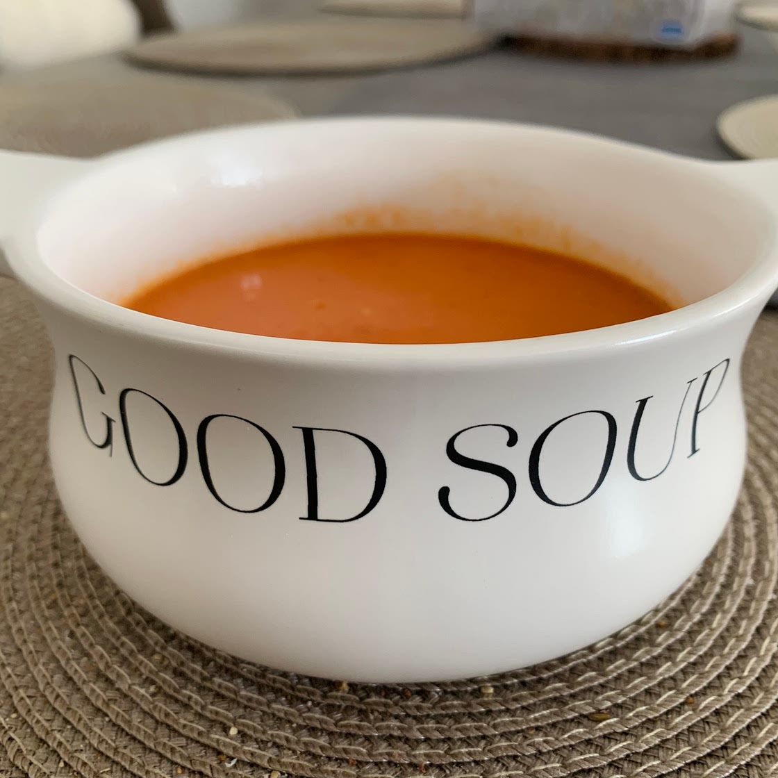 Easy Creamy Tomato soup-purée