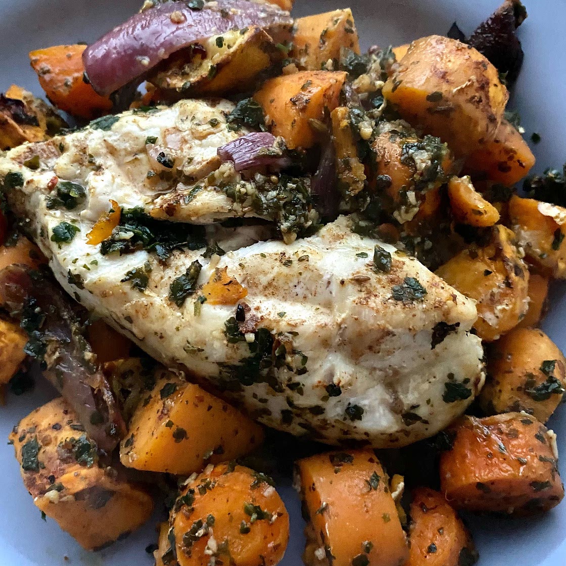 Ras-el-hanout chicken traybake