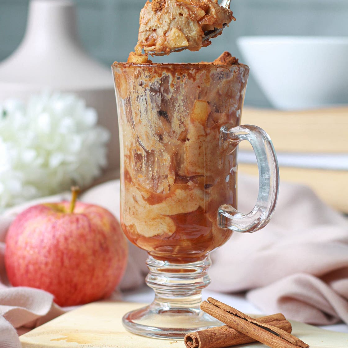 Microwave Apple Mugcake