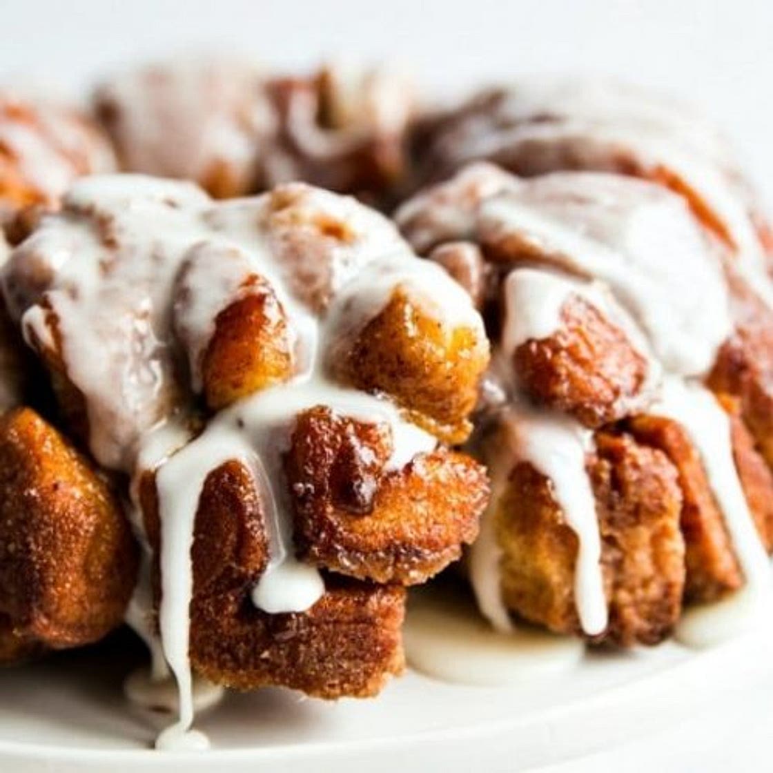 Cinnamon Roll Monkey Bread
