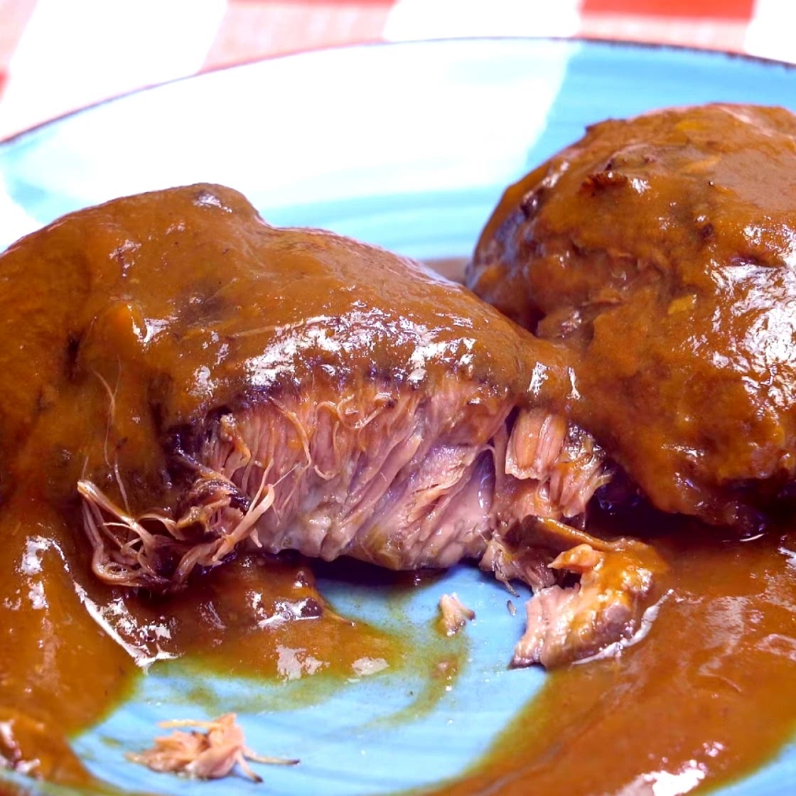 Carrilleras de vino tinto