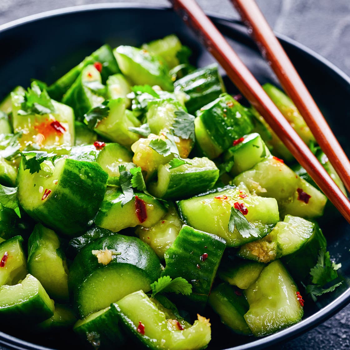 Erdnuss Gurkensalat