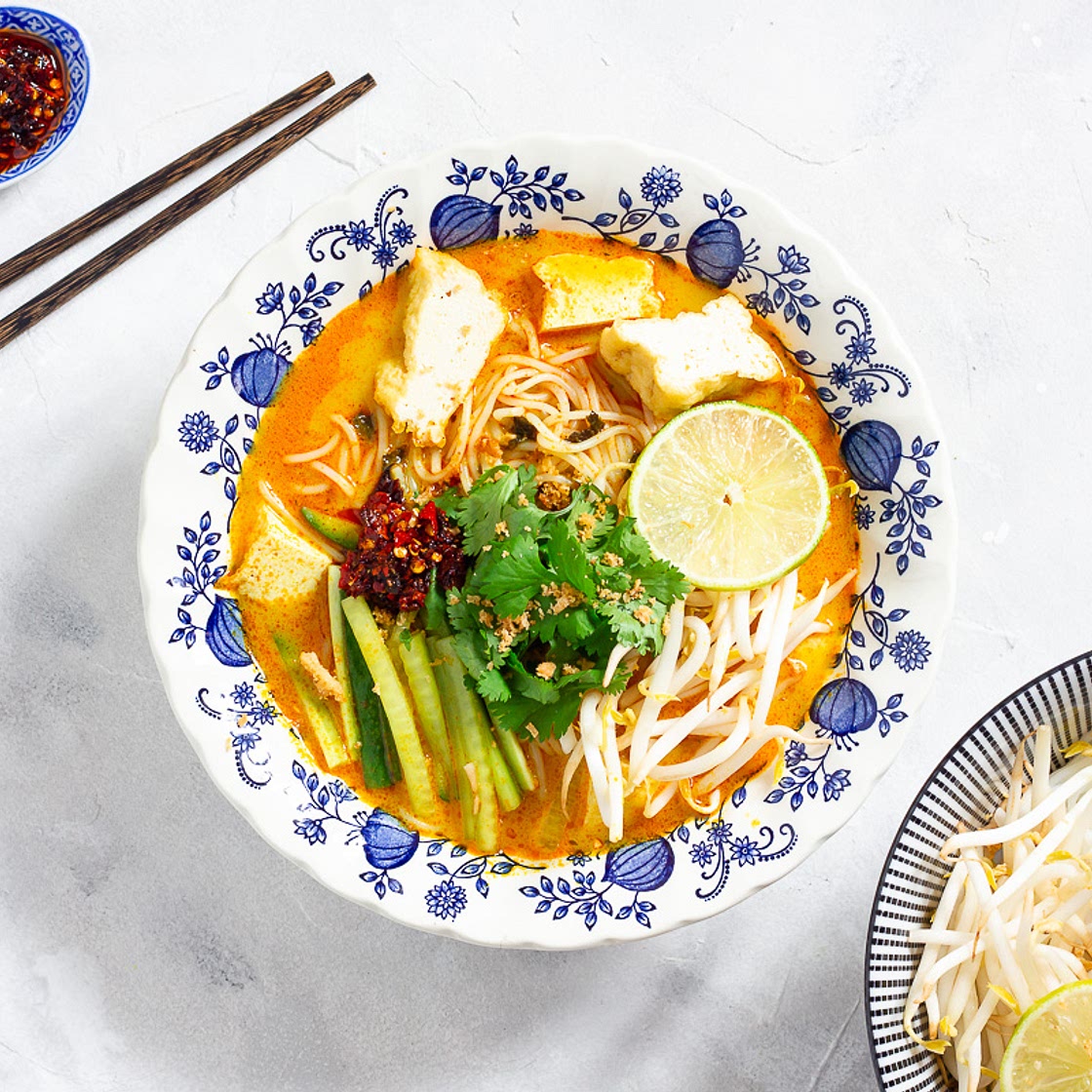 Vegan Curry Laksa - Malaysian Noodle Soup