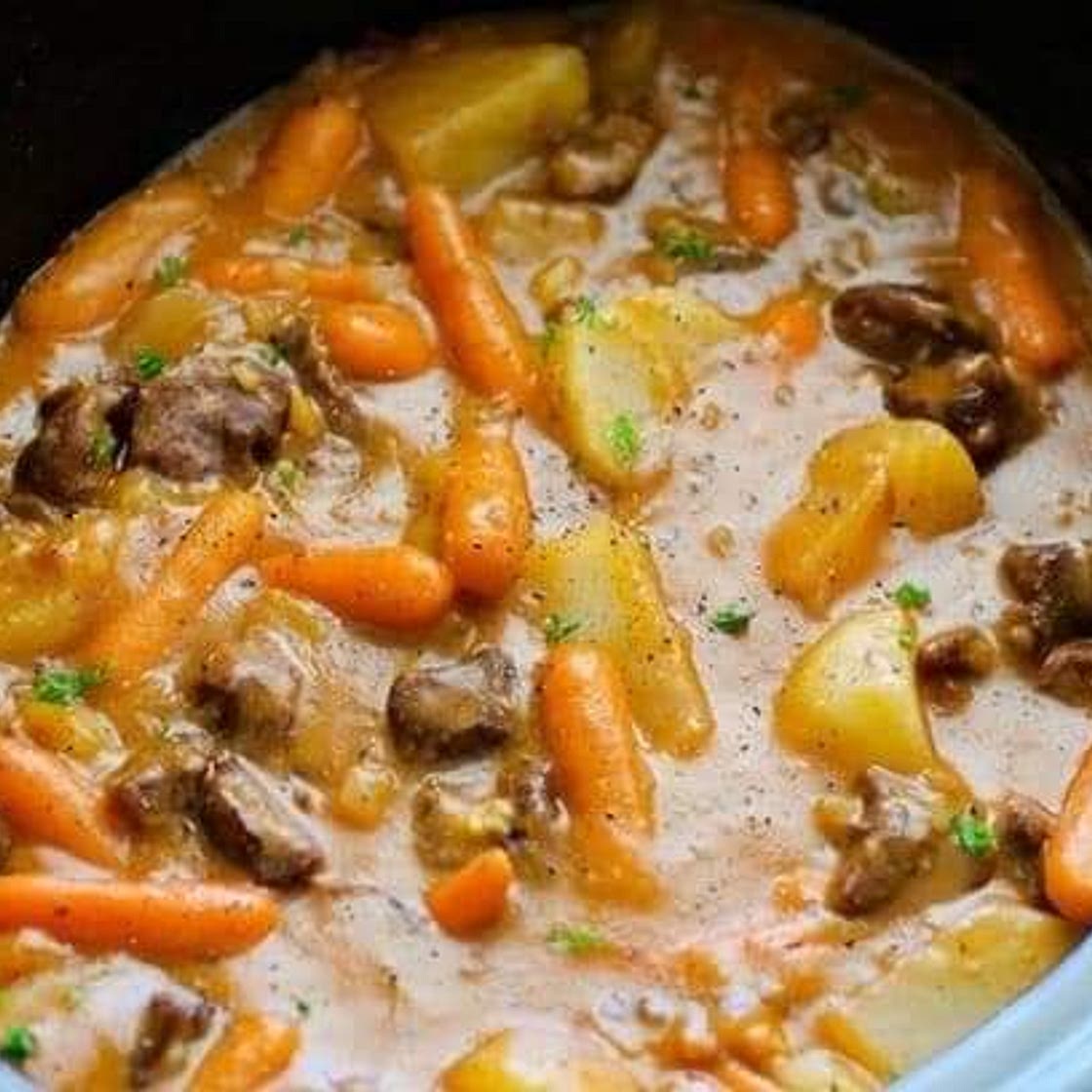 Slow cooker beef stew