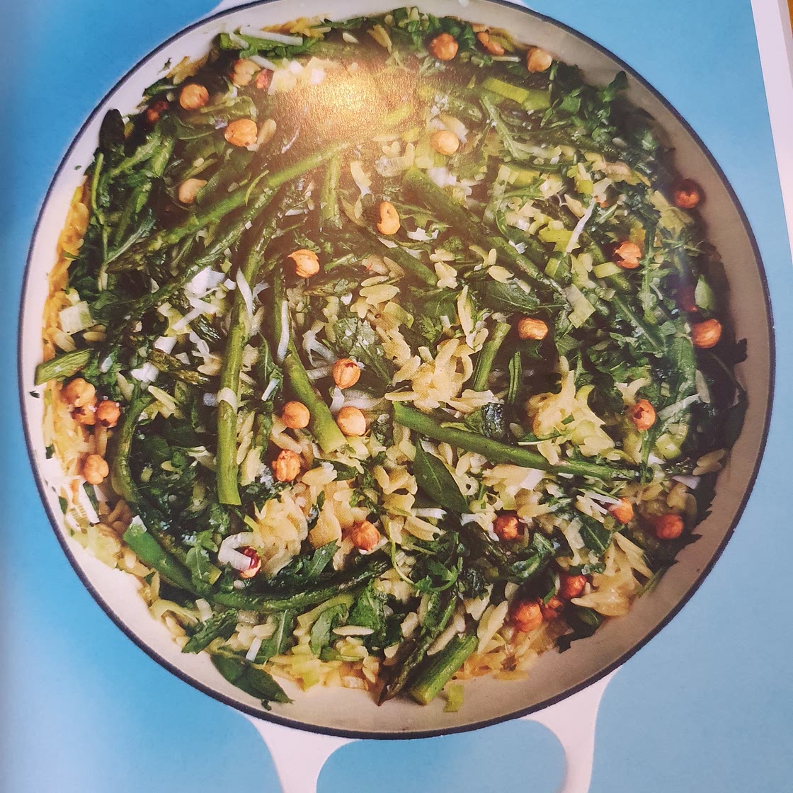 leek orzotto with asparagus
