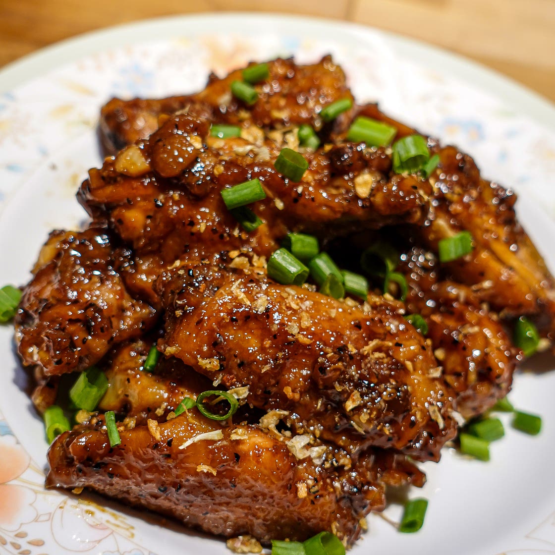 TFTI BBQ’s Sticky Adobo Wings