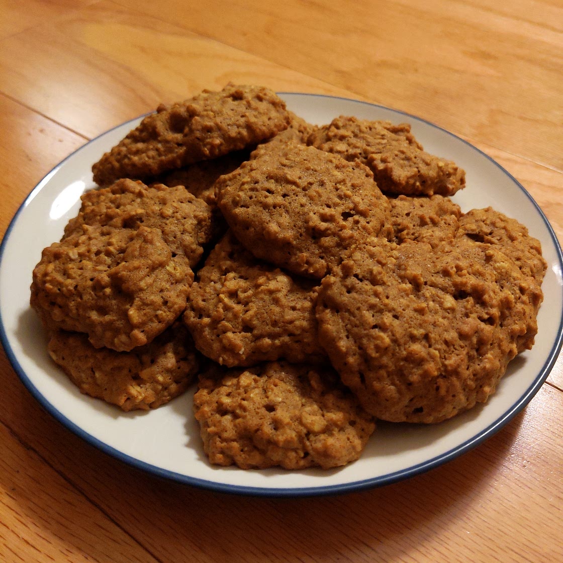 Soft Pumpkin Oatmeal Cookies (gluten-free, dairy-free option)