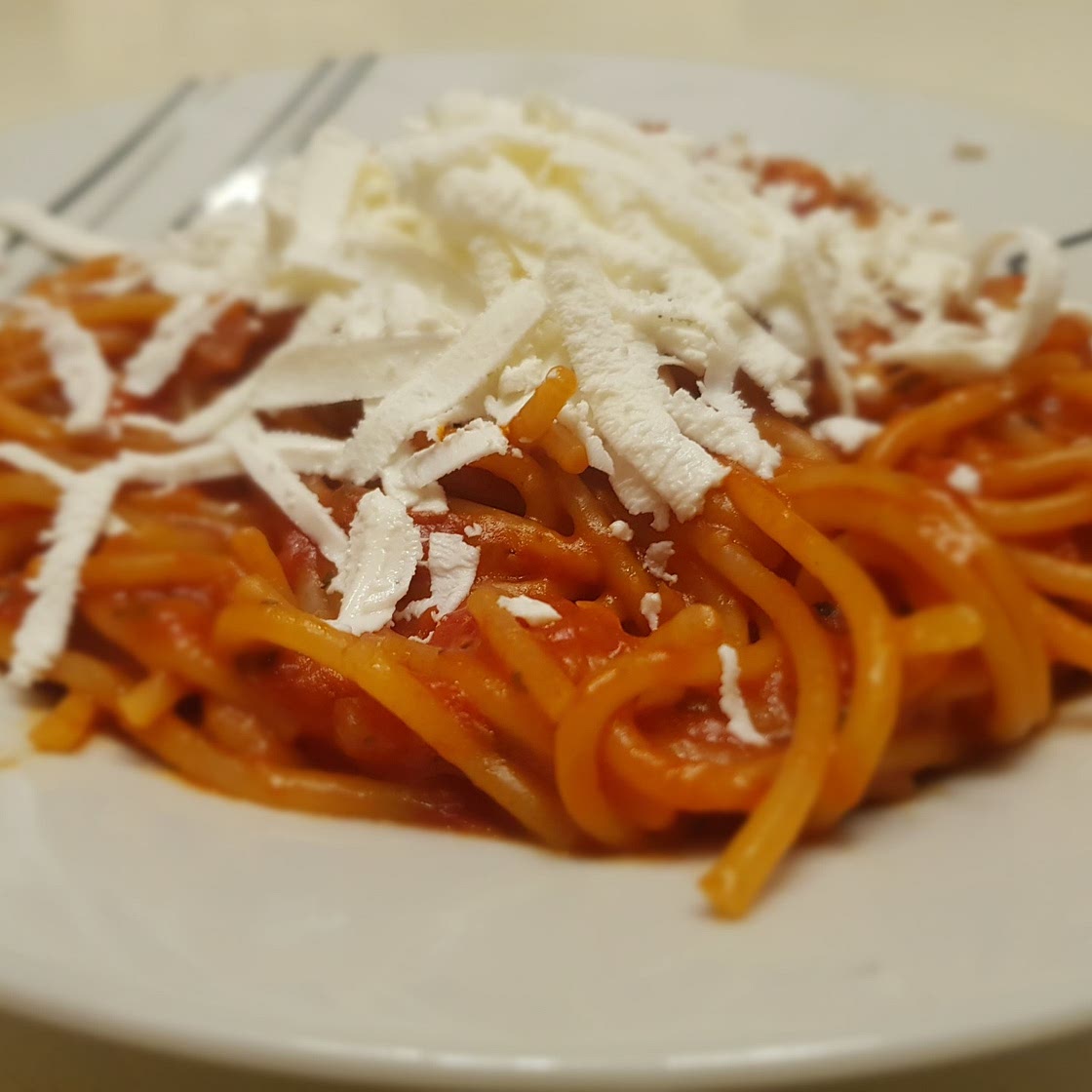 One Pot Pasta with Tomato Sauce