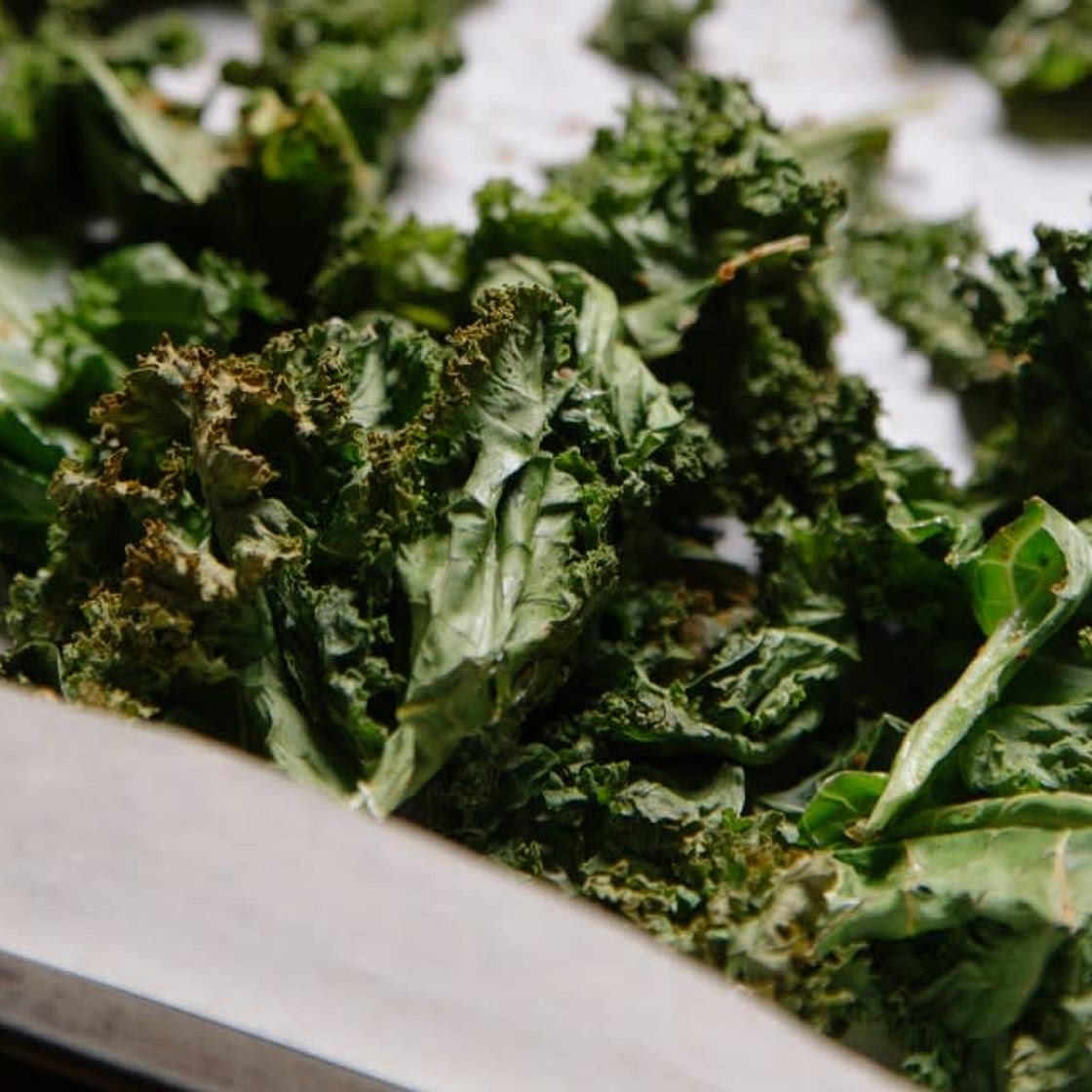 Crispy Kale and Pea Carbonara