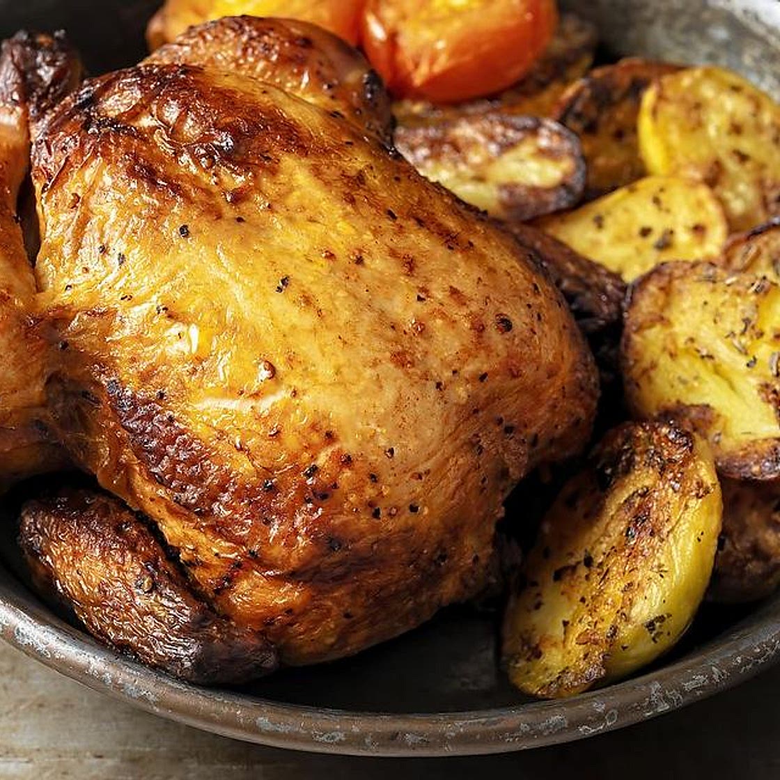 Best Slow-cooked Chicken Recipe: Fall-Off-the-Bone Slow-Cooker Whole Roasted Chicken Recipe Is Delicious & Affordable | Slow Cooker | 30Seconds Food