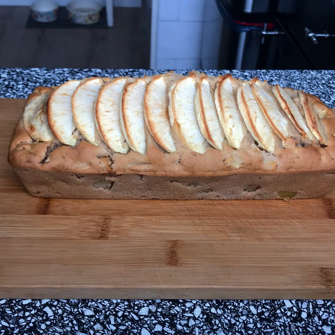 Apple Cake