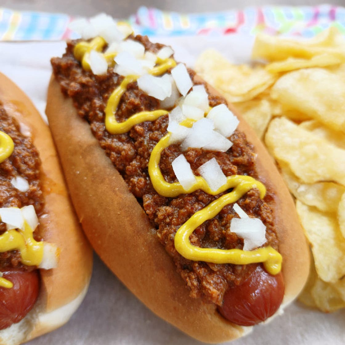The BEST Hot Dog Chili (SERIOUSLY!)