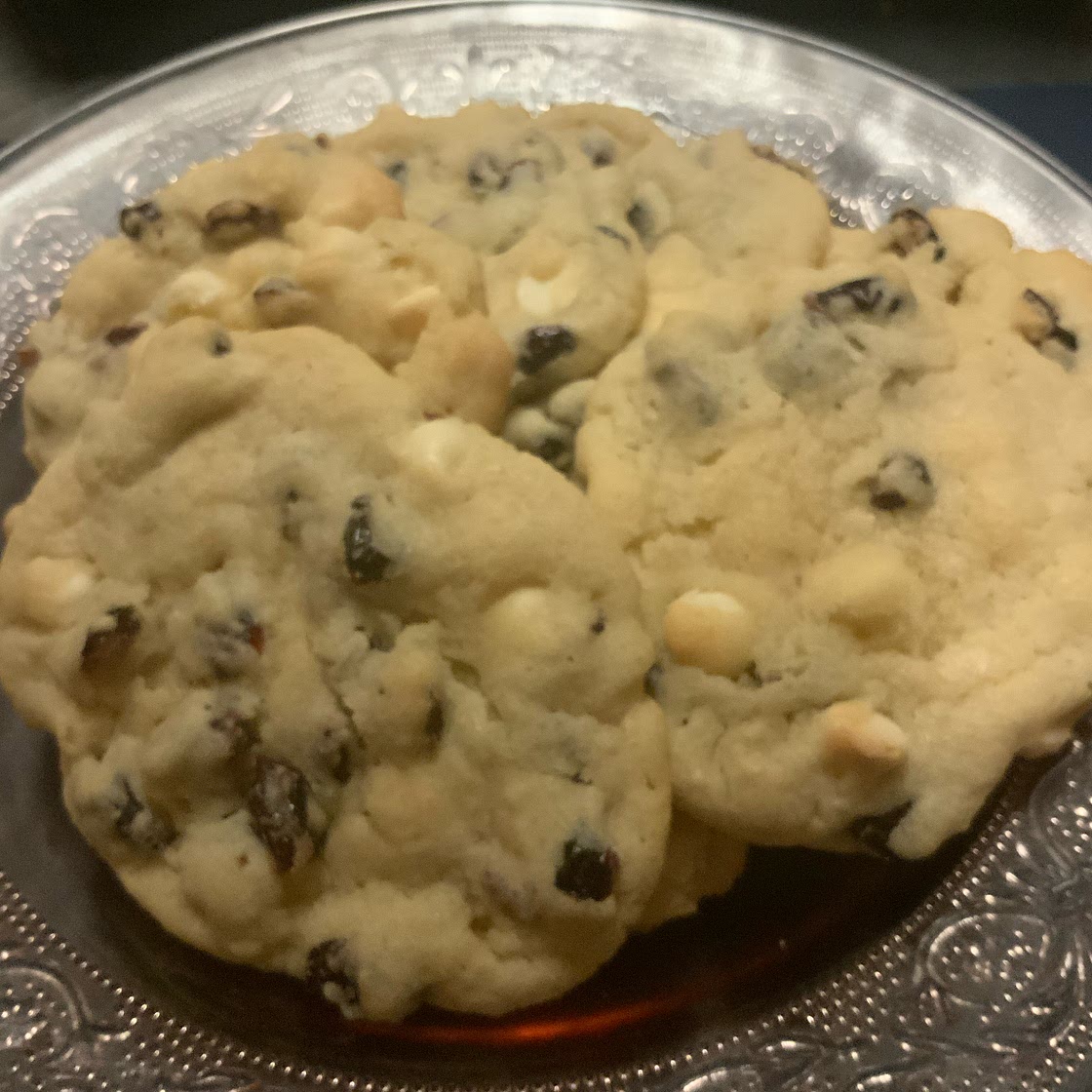 White Chocolate and Cranberry Cookies