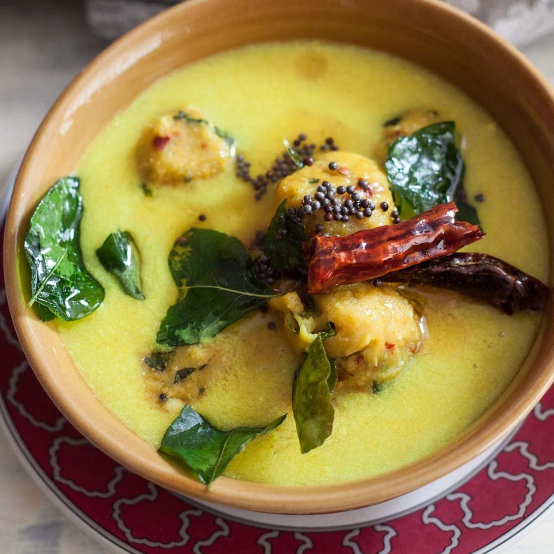 Paruppu Urundai Mor Kuzhambu Recipe(Lentil Balls in Yogurt Curry)