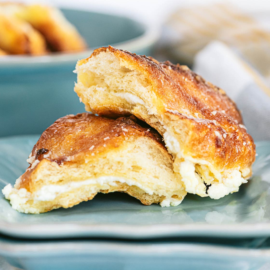 Cream Cheese Garlic Bread