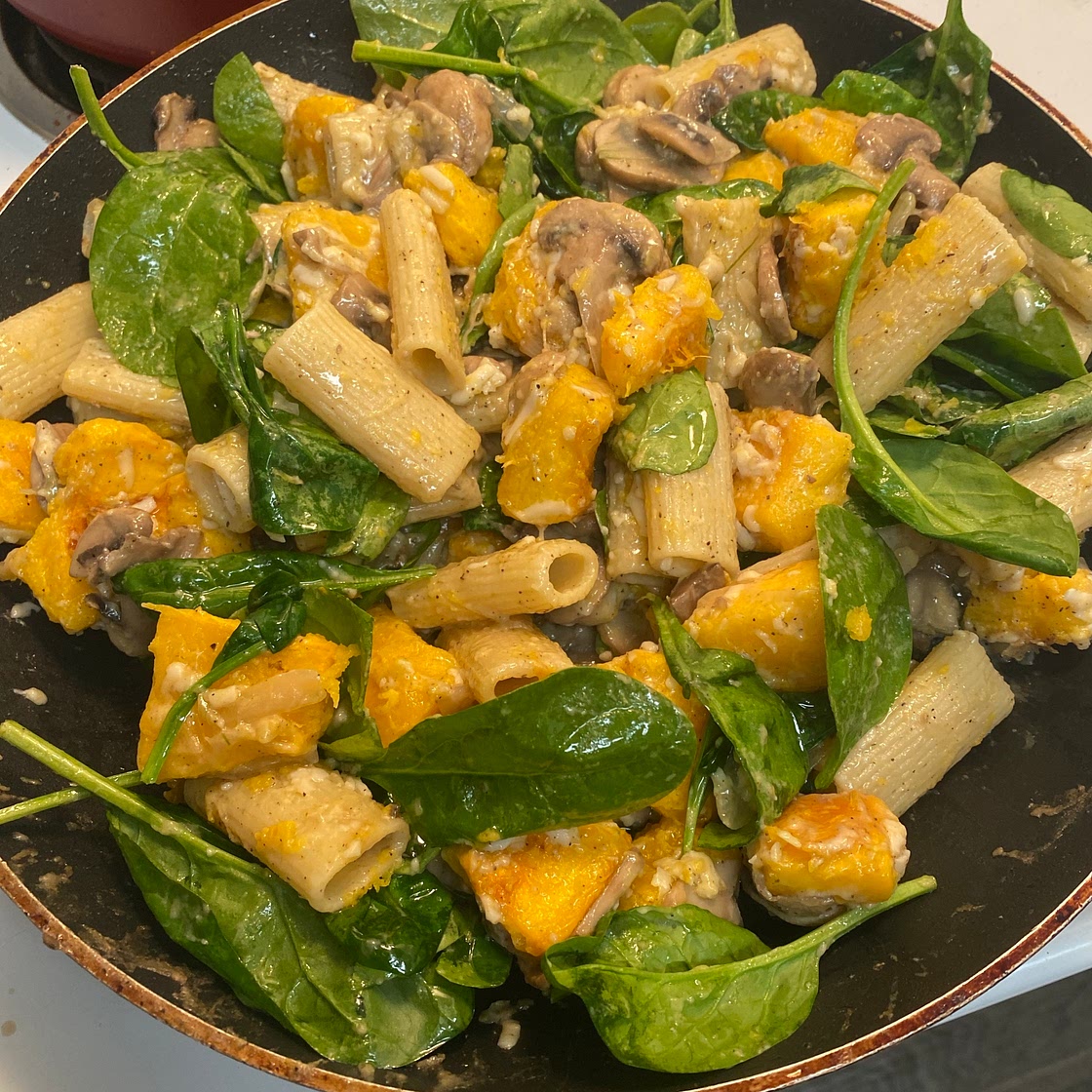Creamy pumpkin and mushroom pasta recipe