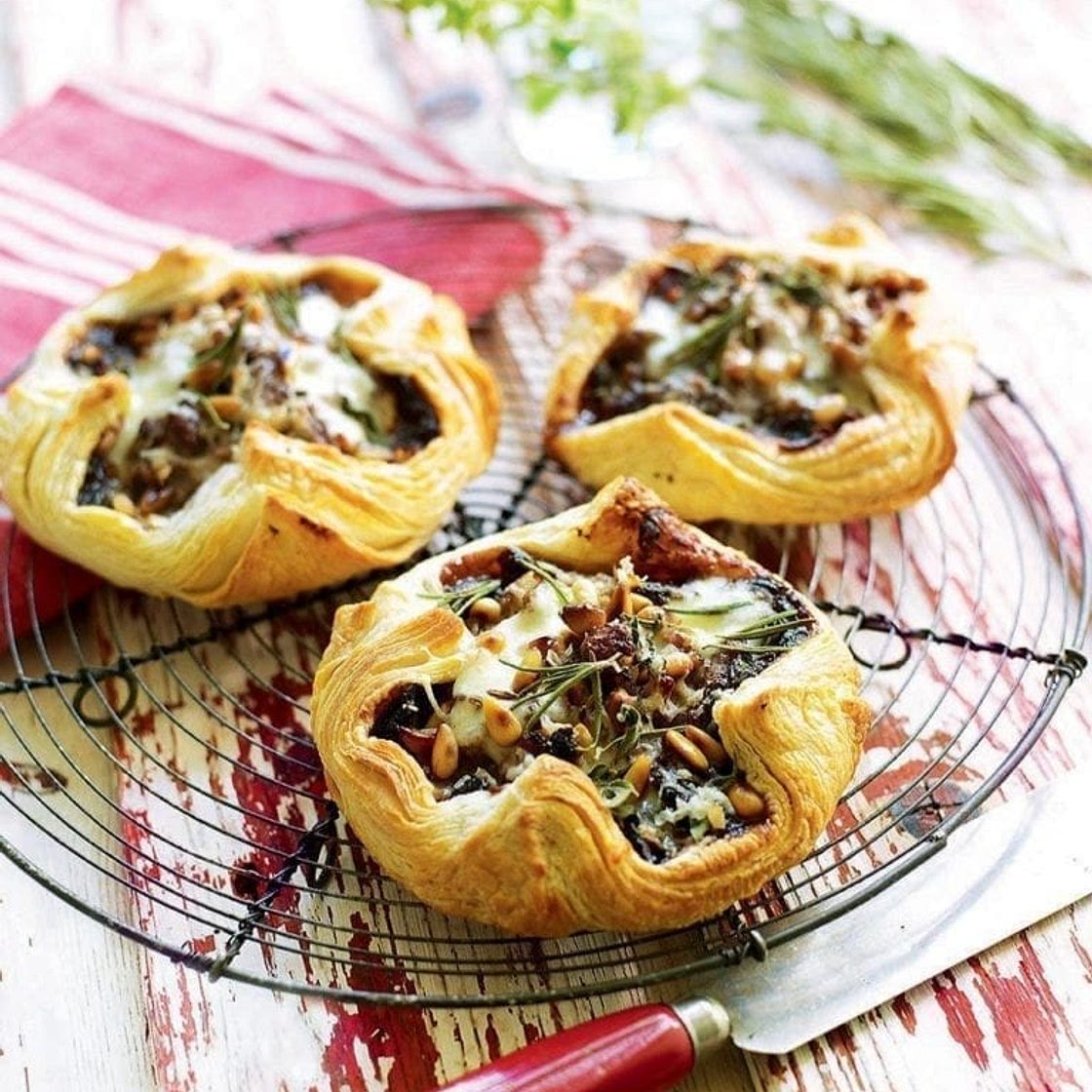 Beef, onion, rosemary and pine nut parcels