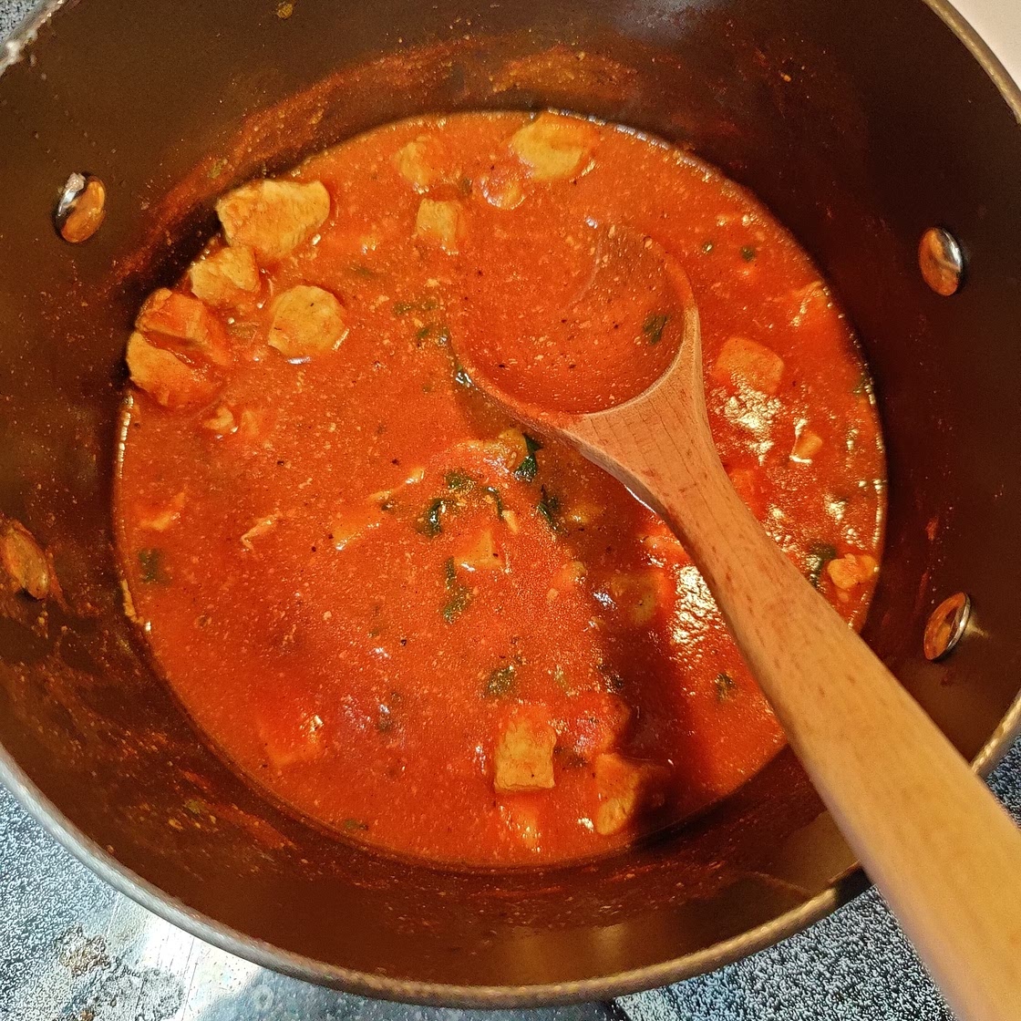 Dr. Rachel's Favorite Low-FODMAP Chicken Tikka Masala Recipe; Gluten-free