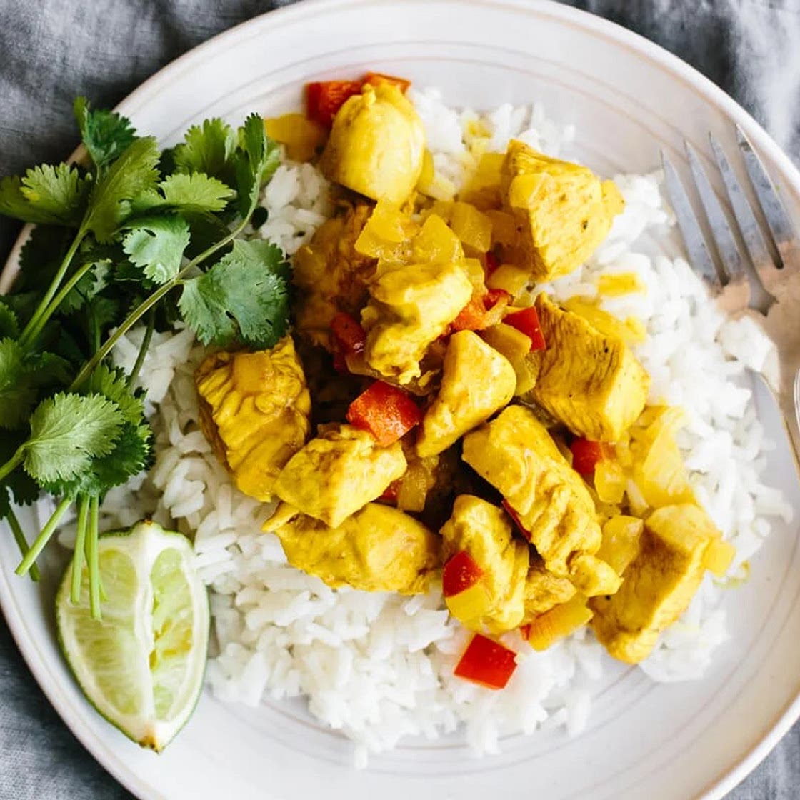 Coconut Curry Chicken (Super Easy!)