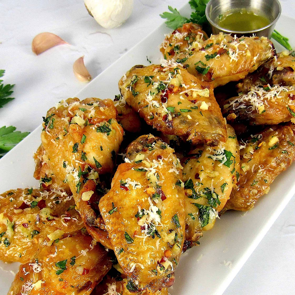 Air Fryer Garlic Parmesan Wings