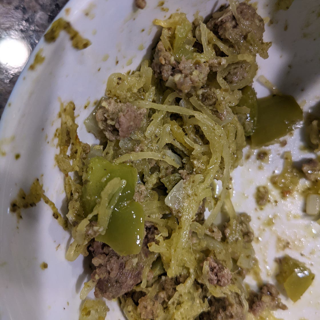 Green beef pasta