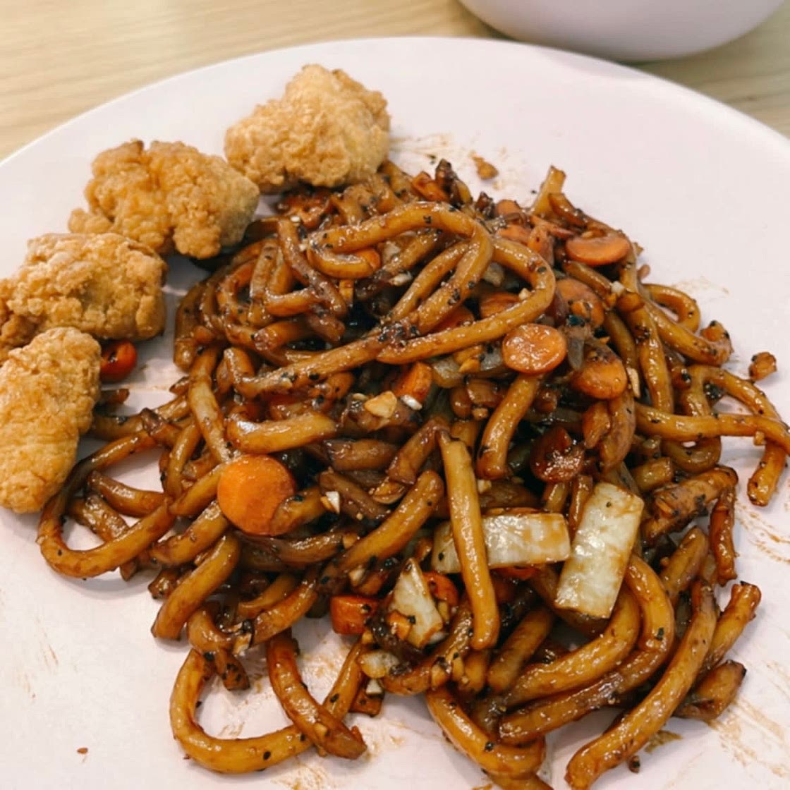 Black Pepper Stir Fried Udon