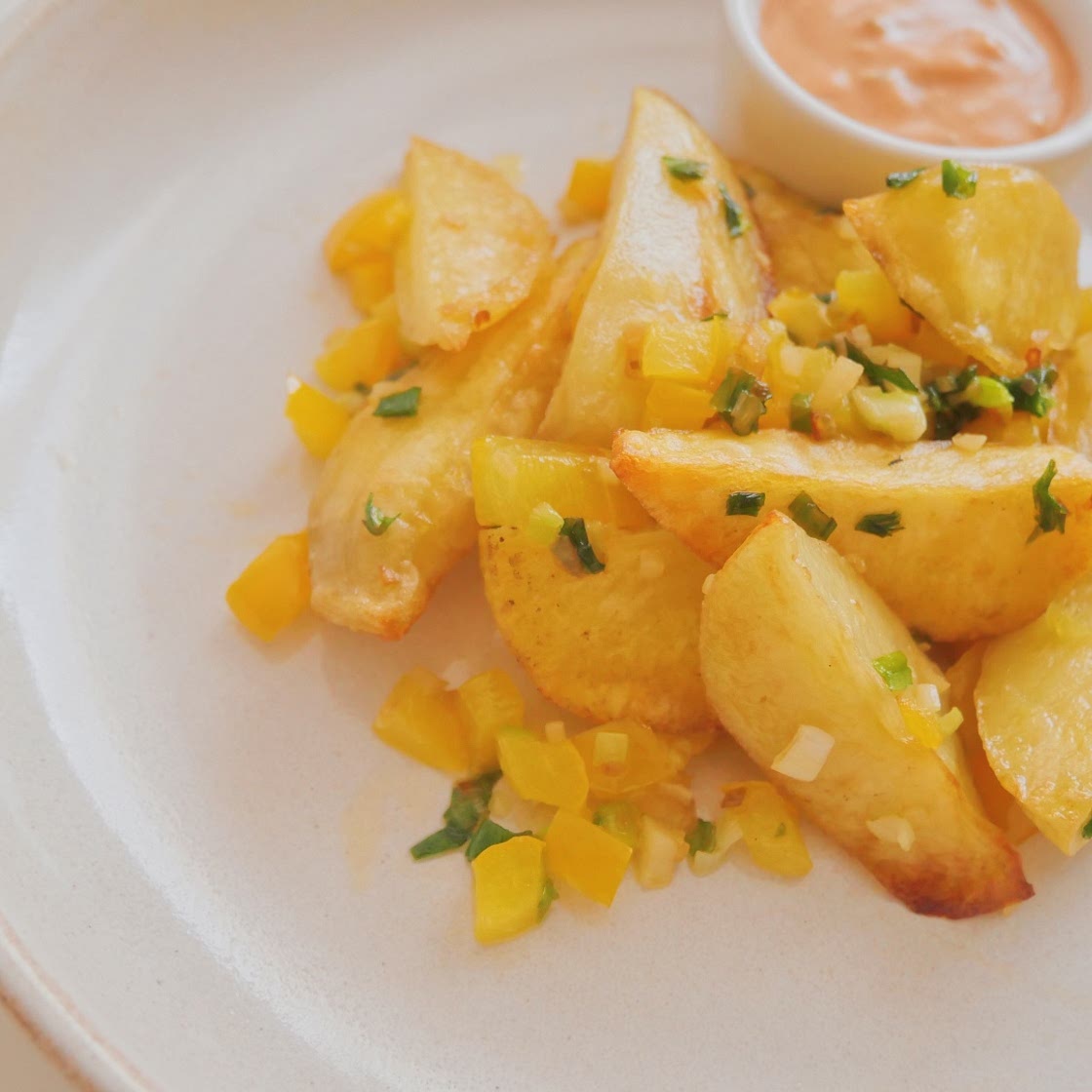 Crispy and roasted potatoes