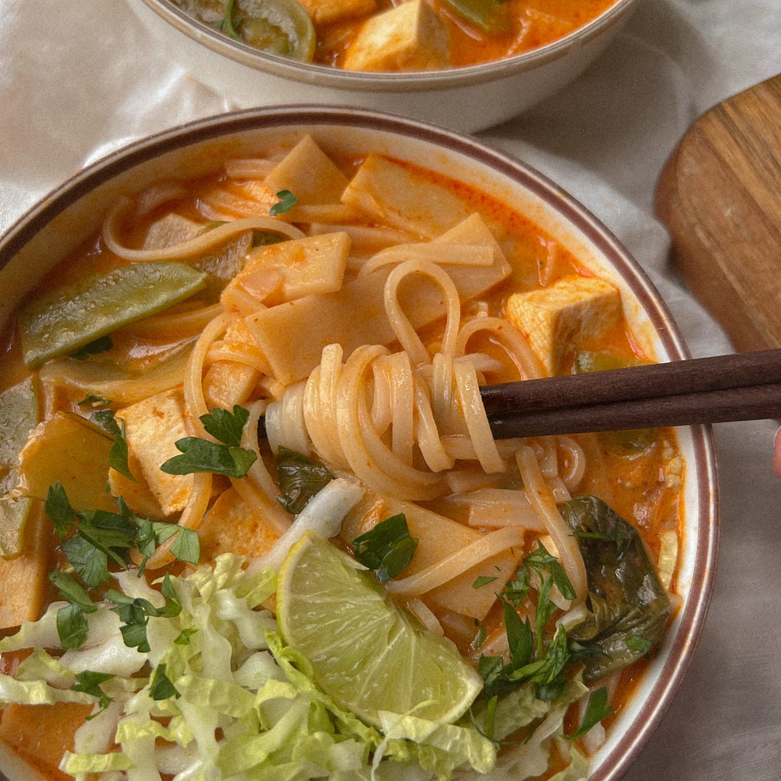 Vegan Tofu Noodle Curry Soup