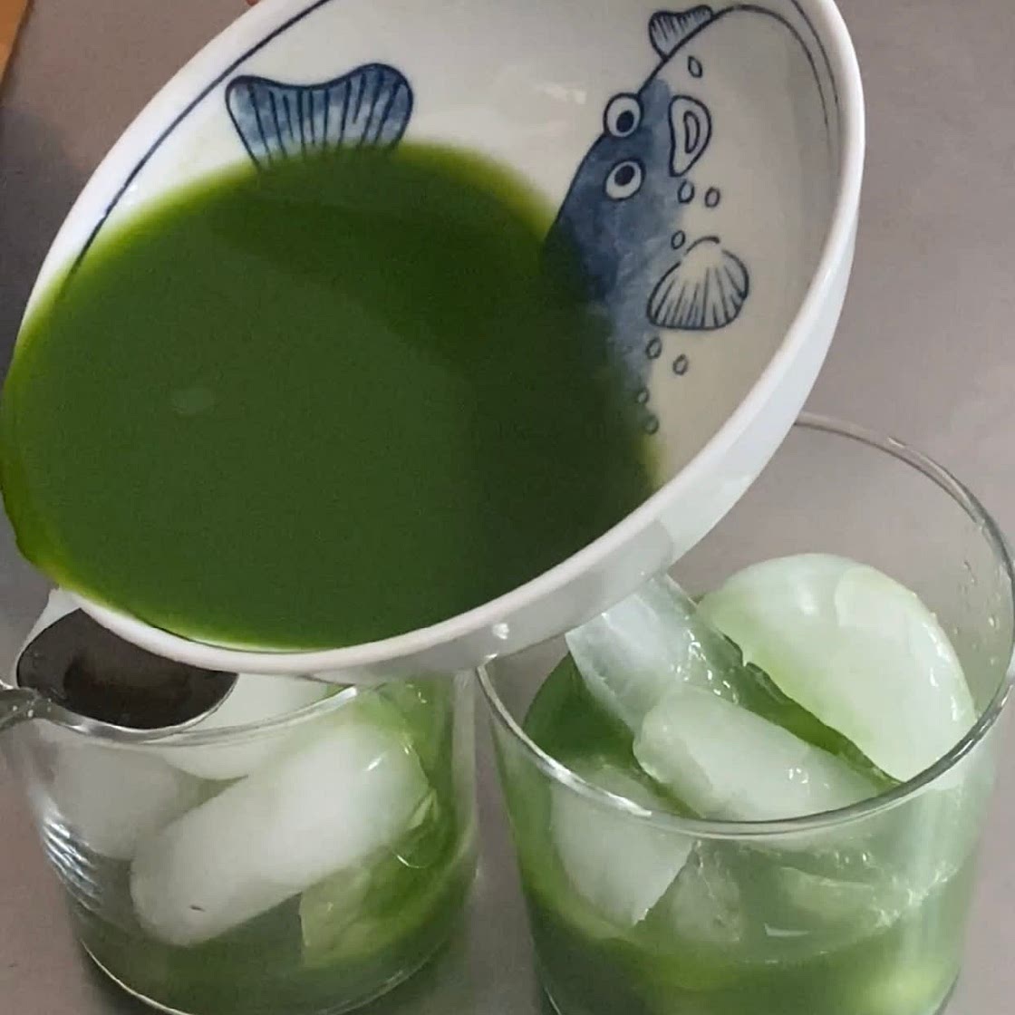 Simple Morning Celery Juice 