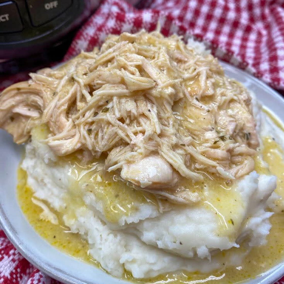 Crockpot Chicken n Gravy