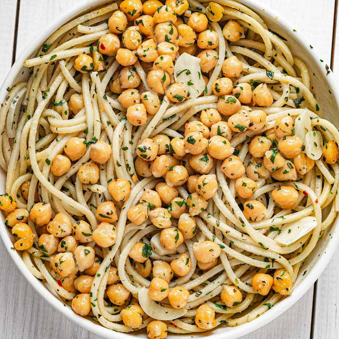 Chickpea Pasta with Garlic and Herbs