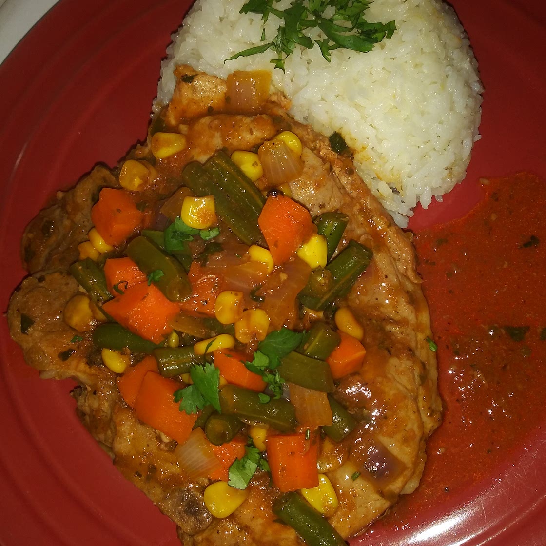 Chuletas a La Jardinera (Garden Pork Chops)