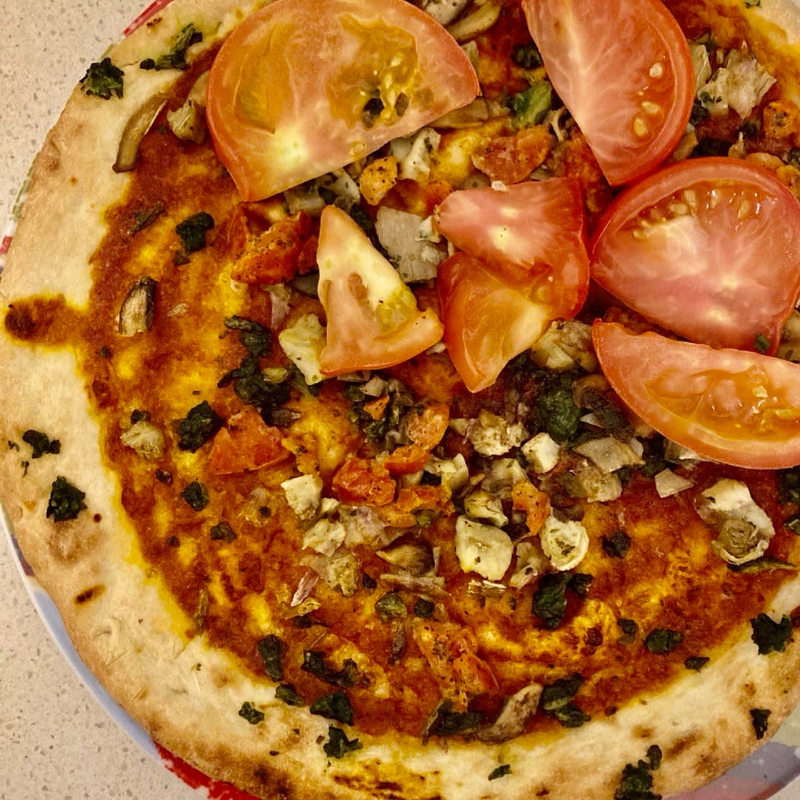 The Best Lebanese Veggie Pizza