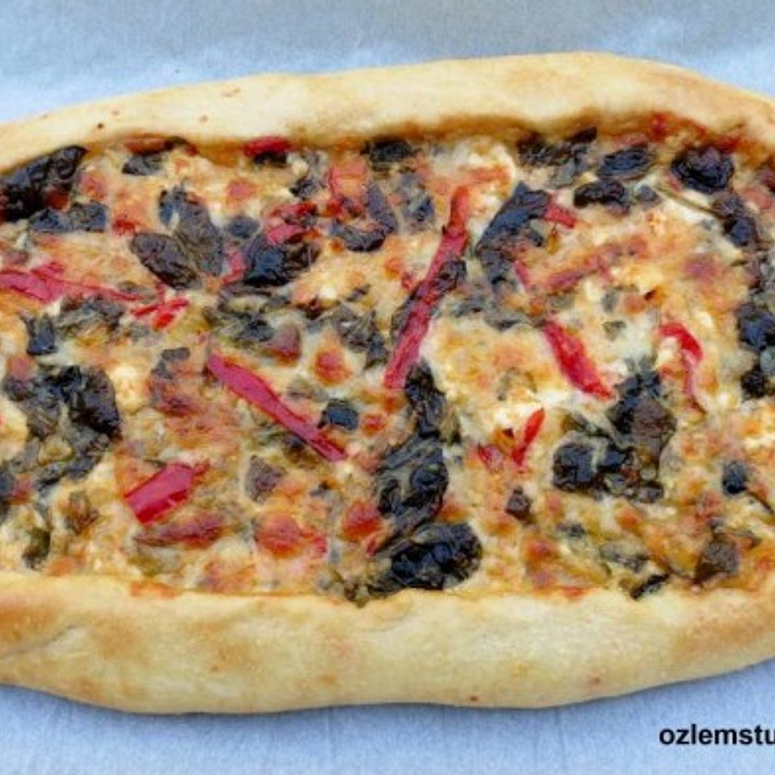 Turkish Flat Breads with Spinach, Feta and Peppers; Peynirli Pide