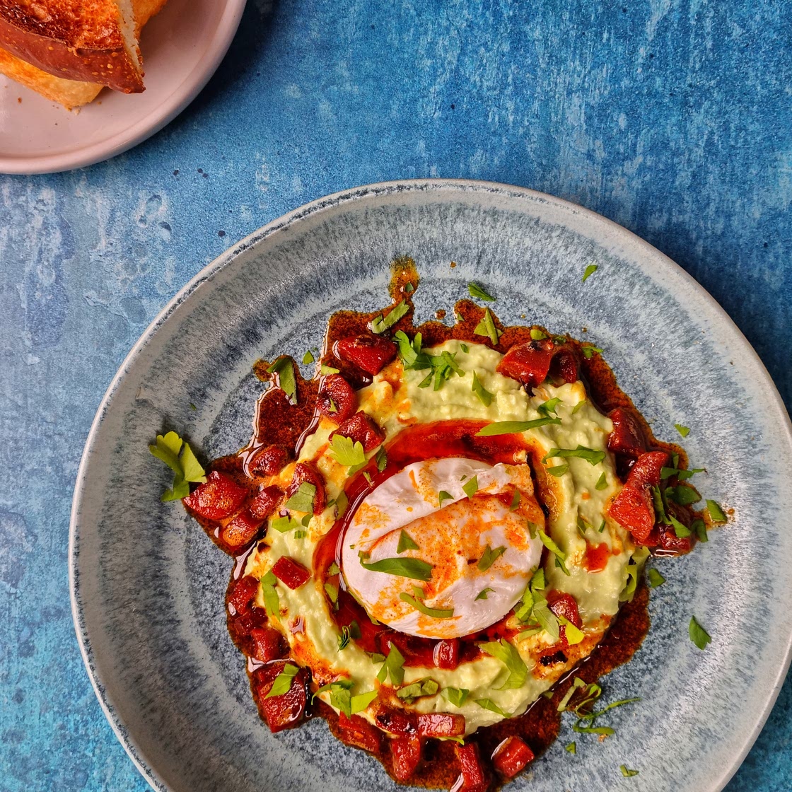 Guacamole Eggs