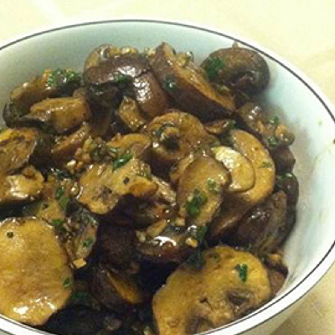 Garlic Roasted Baby Bella Mushrooms