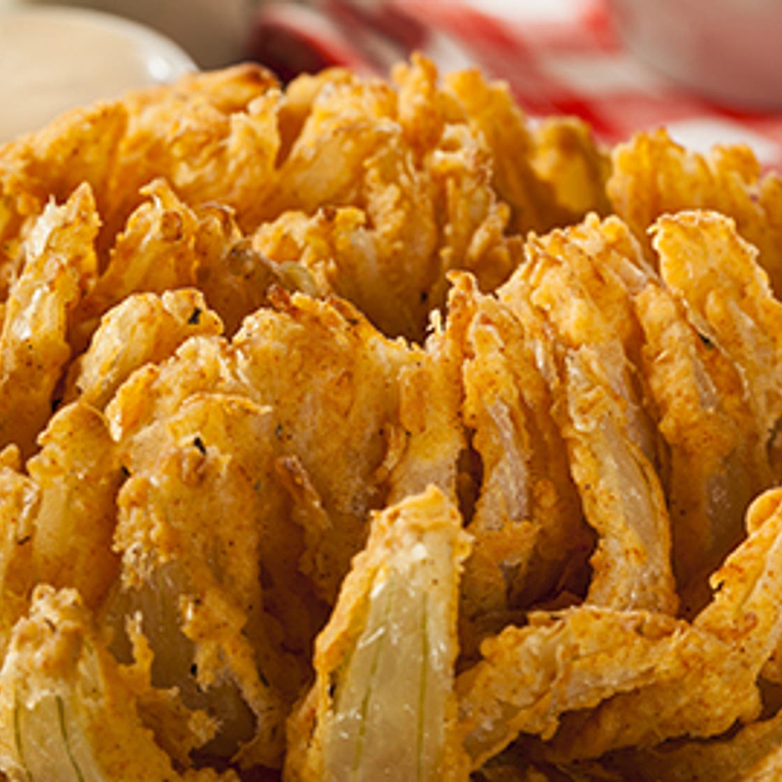 Blooming Onion and Dipping Sauce