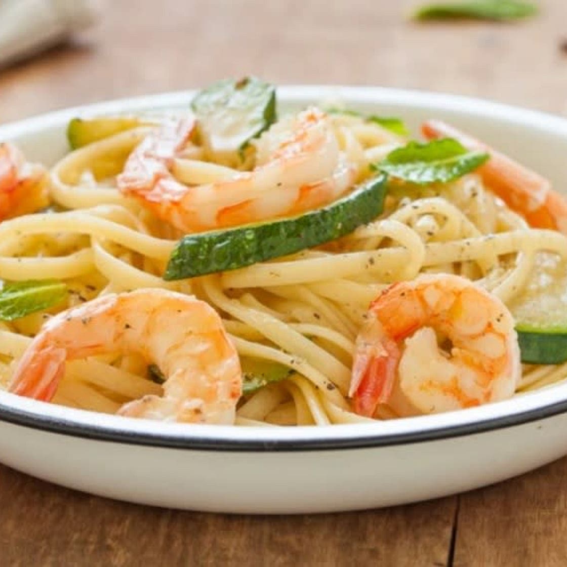 Pasta gamberi e zucchine 🦐