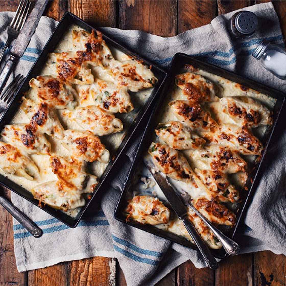 Coquilles farcies au poulet, au chou-fleur et au brocoli