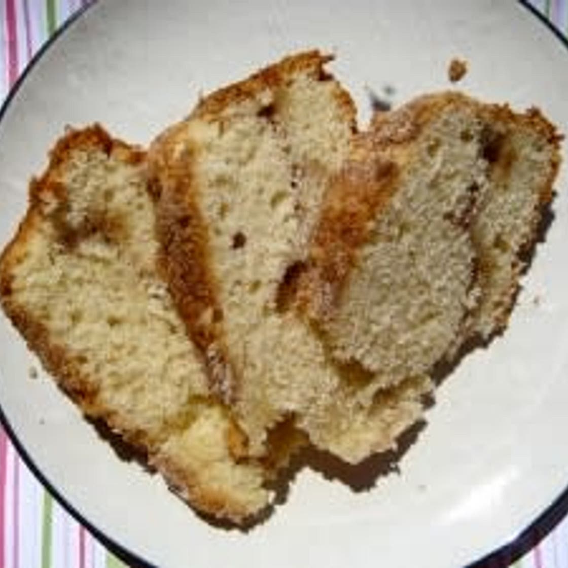 Easy Sour Cream Cake