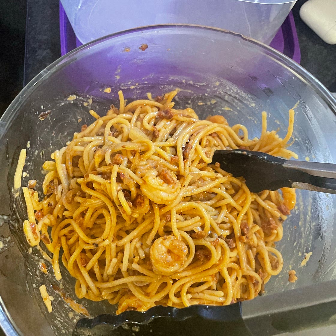 Spaghetti with prawns, chorizo and fennel