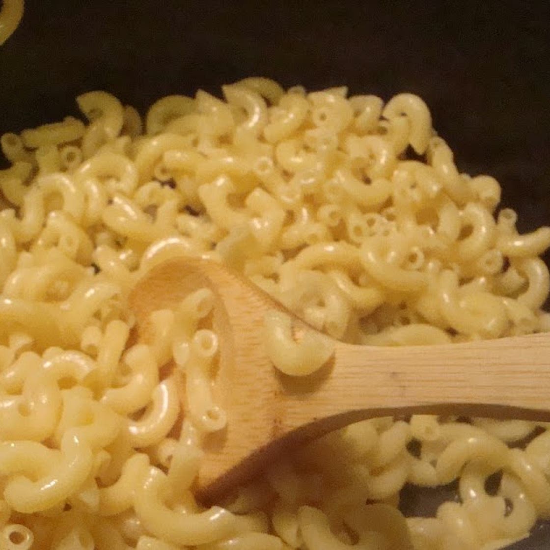 Stovetop macaroni and cheese (p. 325)